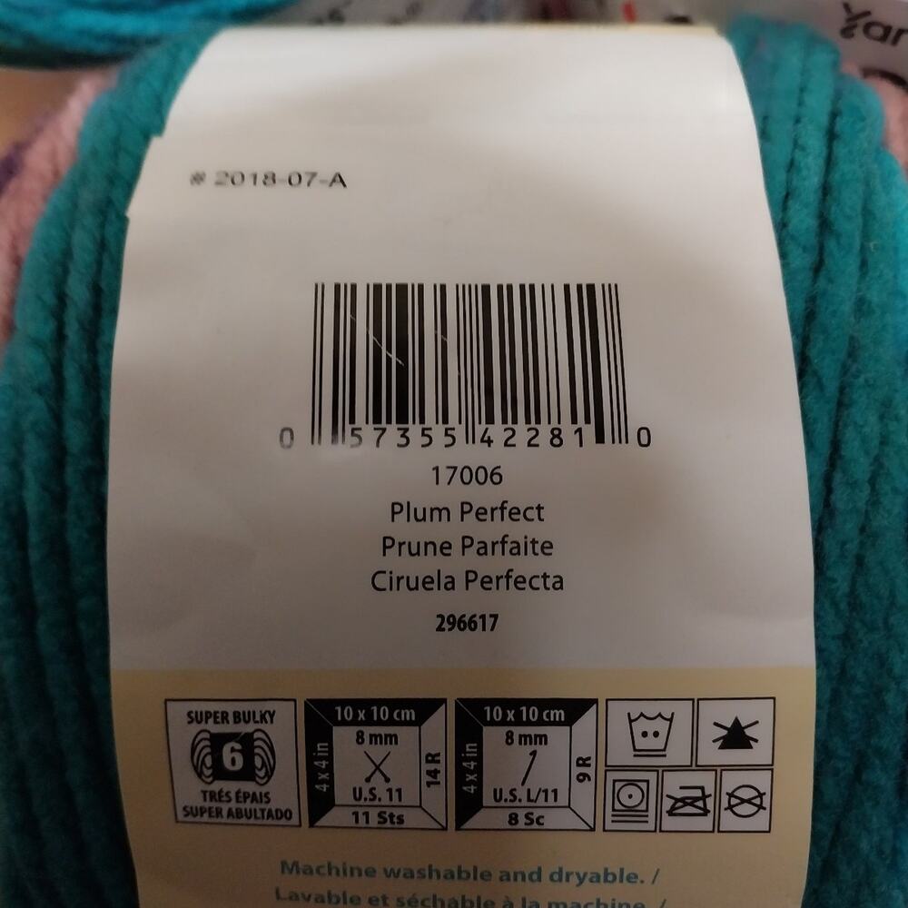 New Caron Chunky Cakes "Plum Perfect" (Discontinued Color) - Picture 3 of 4